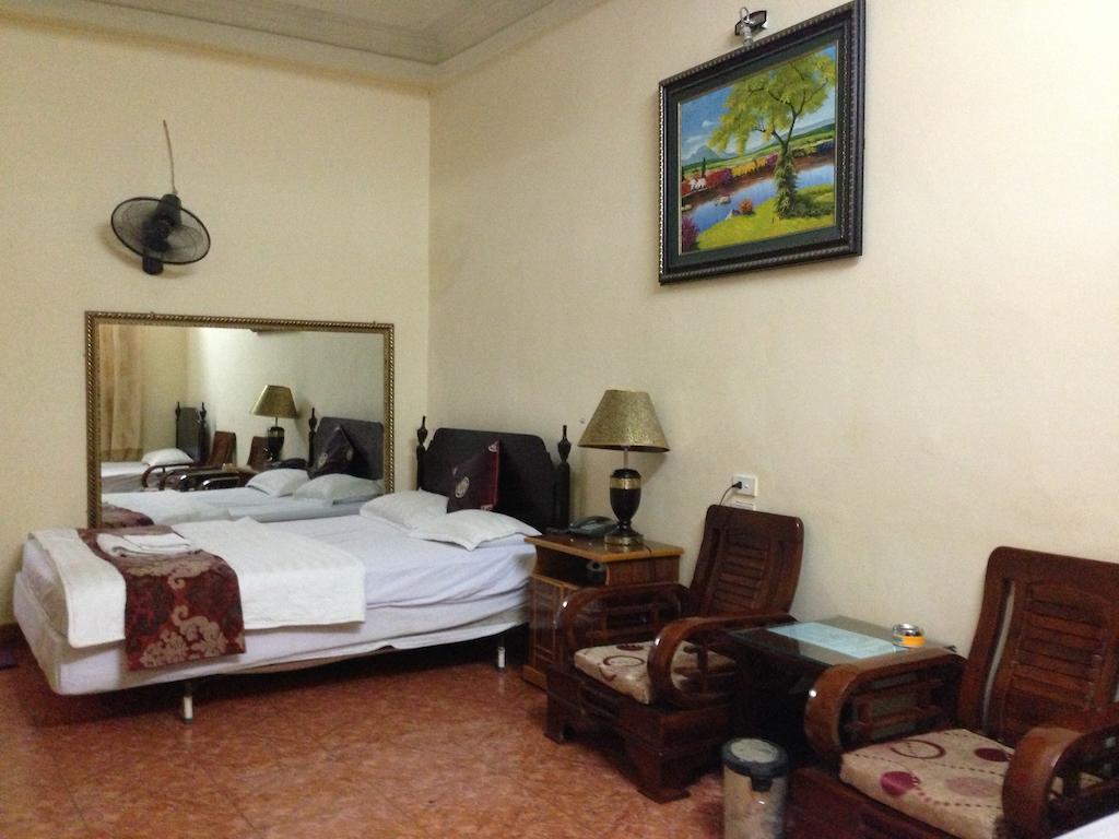 Hoàng gia hotel Hanoï Extérieur photo