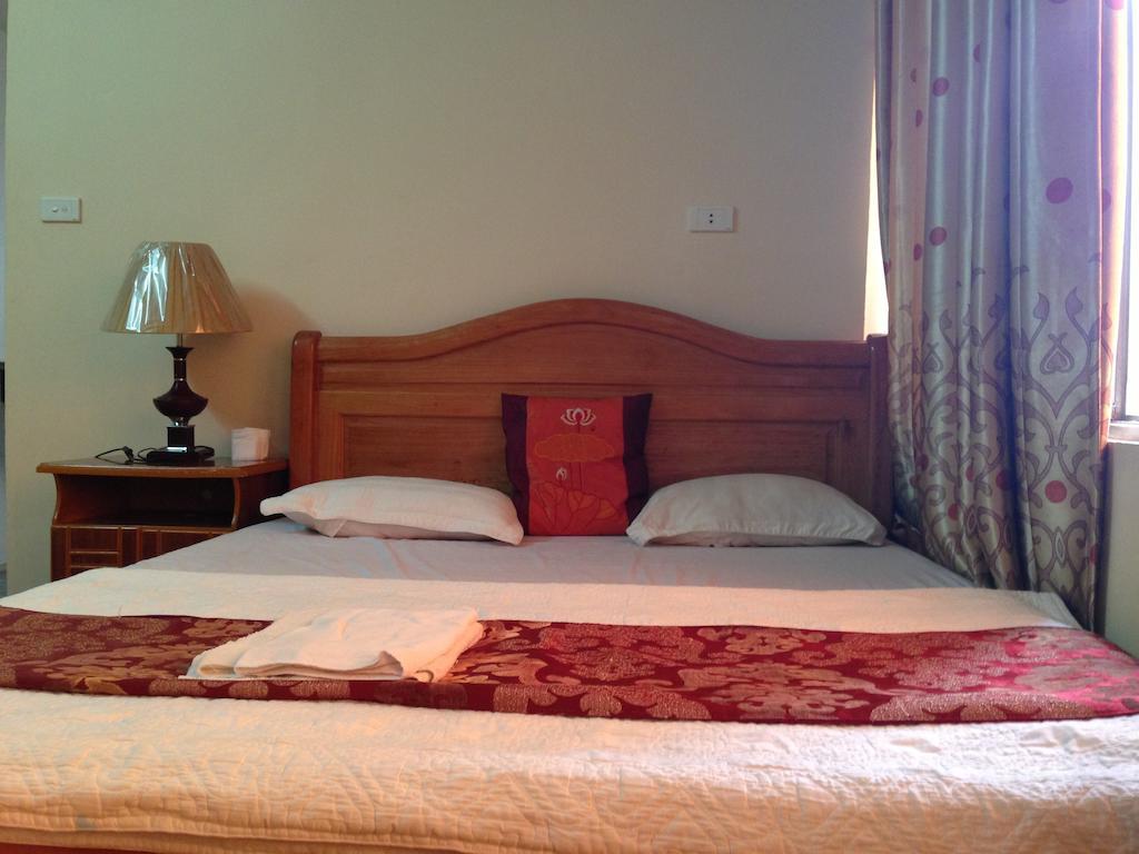 Hoàng gia hotel Hanoï Extérieur photo